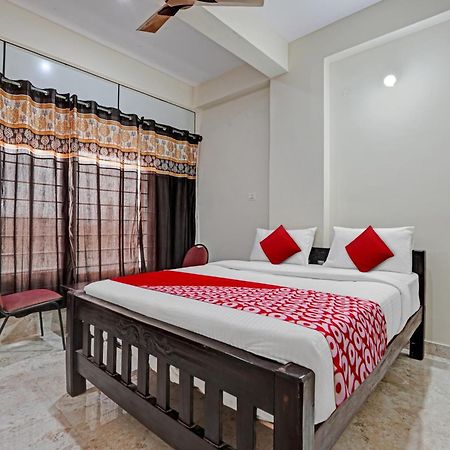 Hotel O Sri Chowdeshwari Boarding And Lodging Tavarikere Экстерьер фото