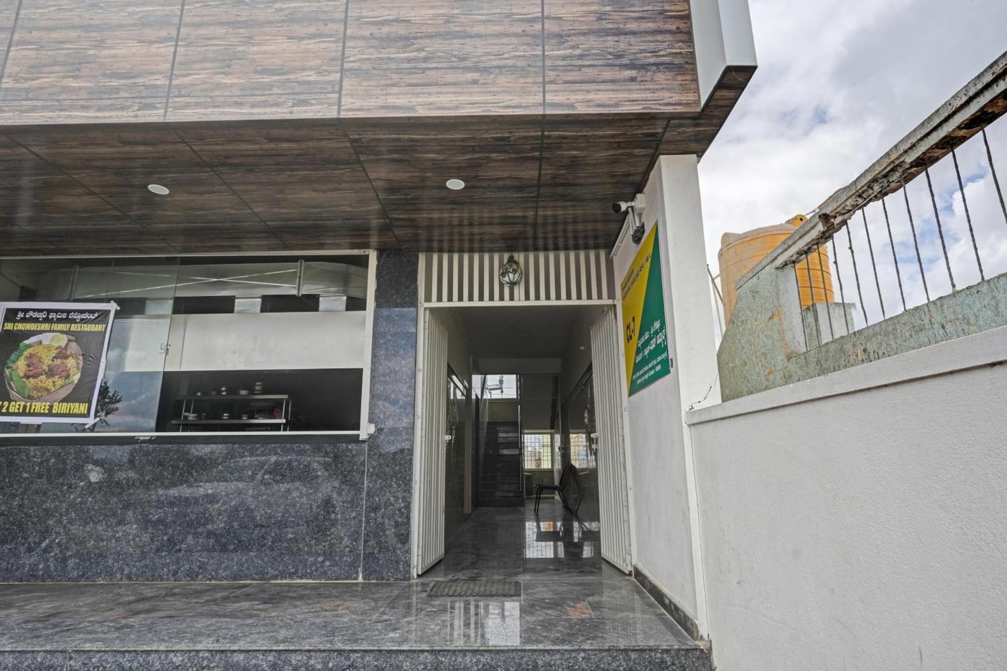 Hotel O Sri Chowdeshwari Boarding And Lodging Tavarikere Экстерьер фото