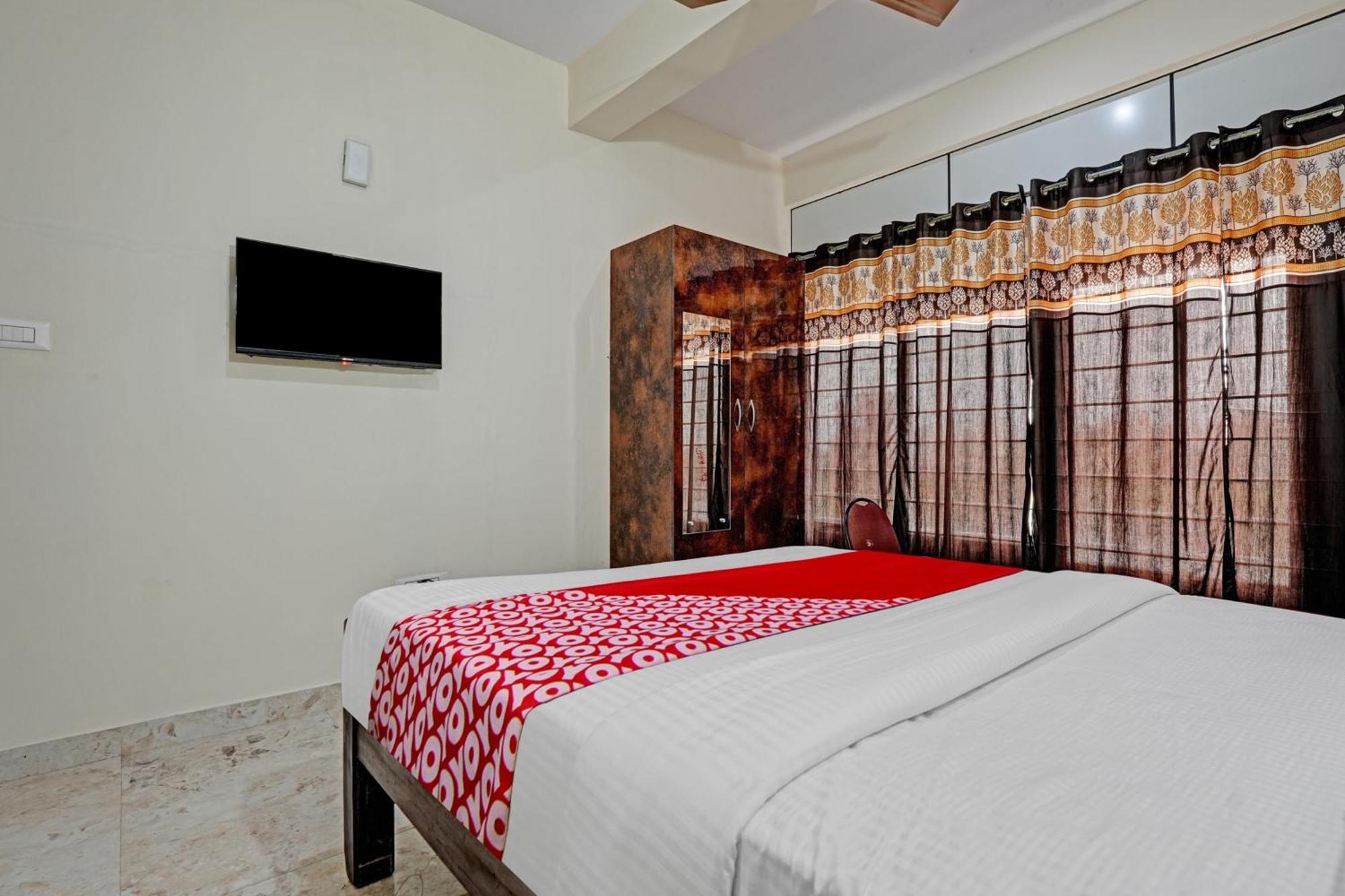 Hotel O Sri Chowdeshwari Boarding And Lodging Tavarikere Экстерьер фото
